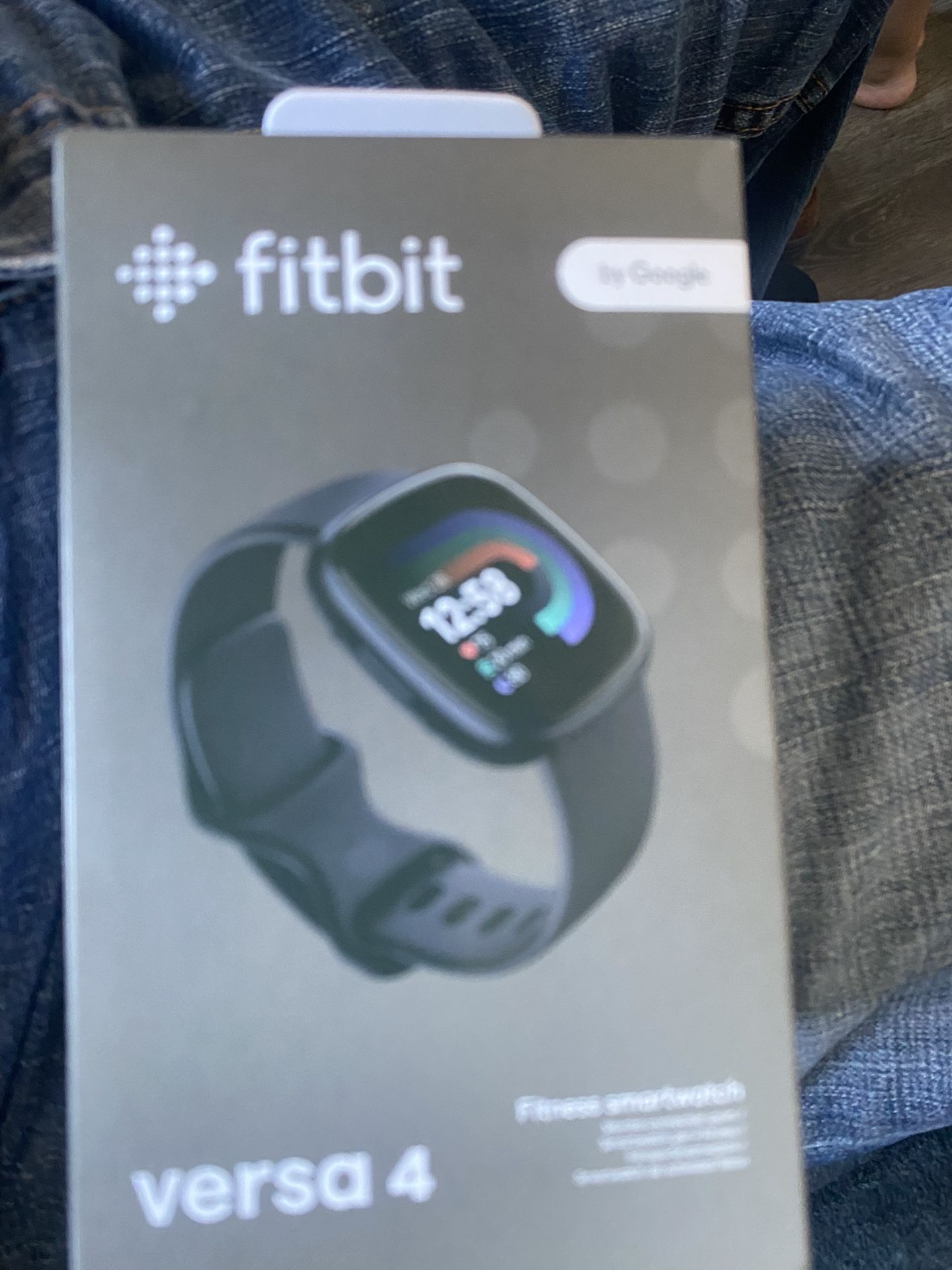 Google Fitbit versa four