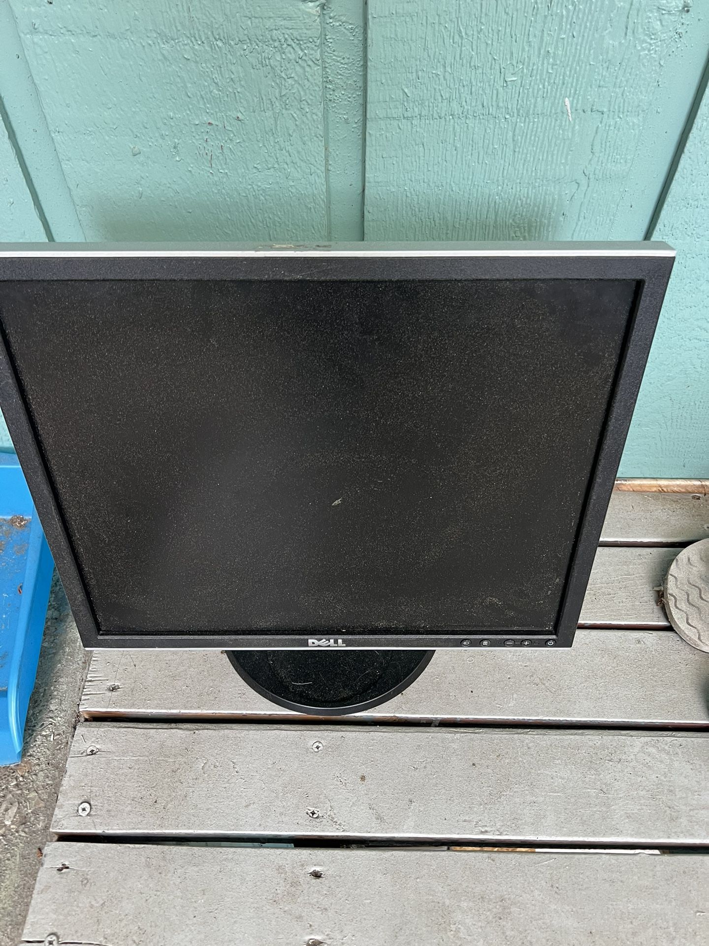 Dell 19" Monitor With Cable