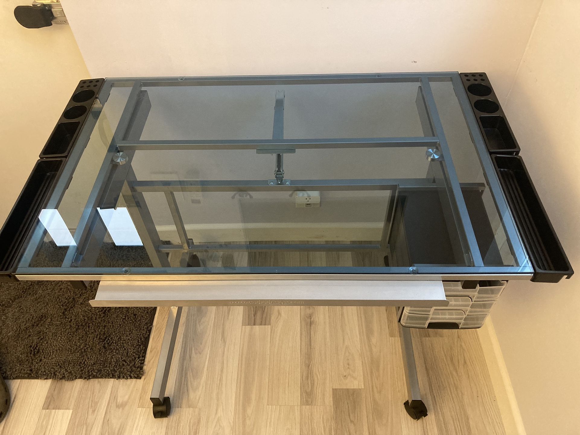 Glass Craft, Art, Drafting Table