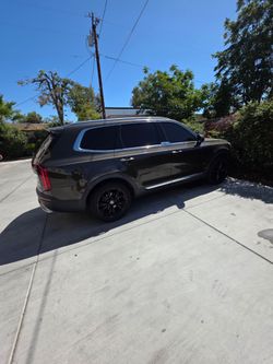 Kia telluride