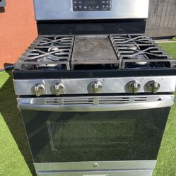 GE Stove