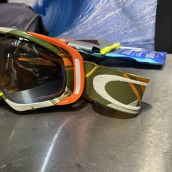 Oakley Snowboarsing Goggles