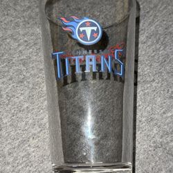 NFL Football Tennessee Titans Budweiser Beer Glass Glassware Barware Collectible