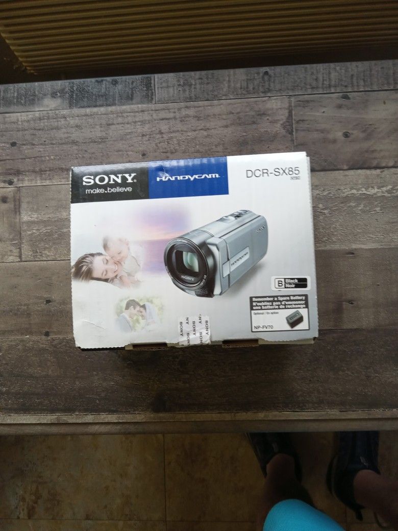 SONY HANDYCAM DCR-SX85