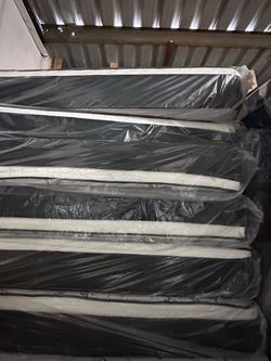 🛏️ BRAND NEW QUEEN PILLOW TOP MATTRESS — $150 🔥