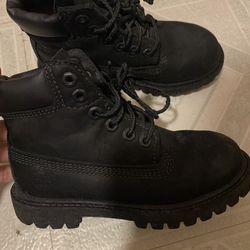 10c Black Timberlands