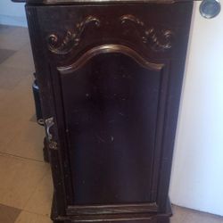 FREE Antique Jewelery Box