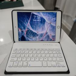 iPad Mini 4