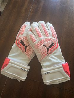 Puma Goalkepper gloves size 8 and 9