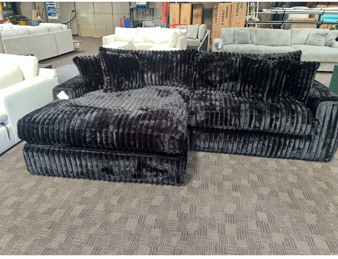 Black Comfy Sectional