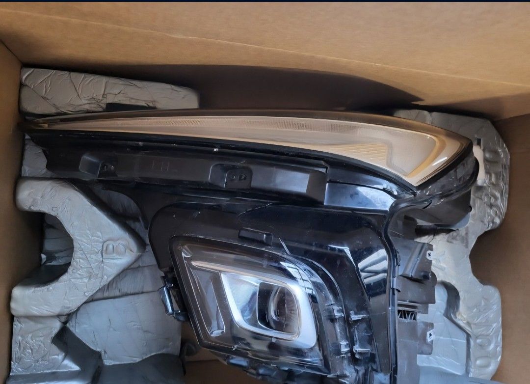 2024 Buick Envista LH Left Side Driver's Headlight 