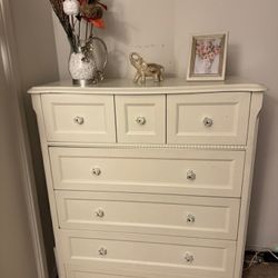 6 Dresser Drawer 