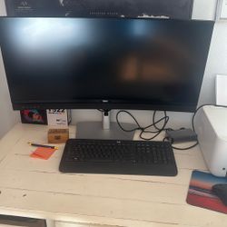 Display Monitor, Keyboard And Mouse With Microsoft Computer Connection 