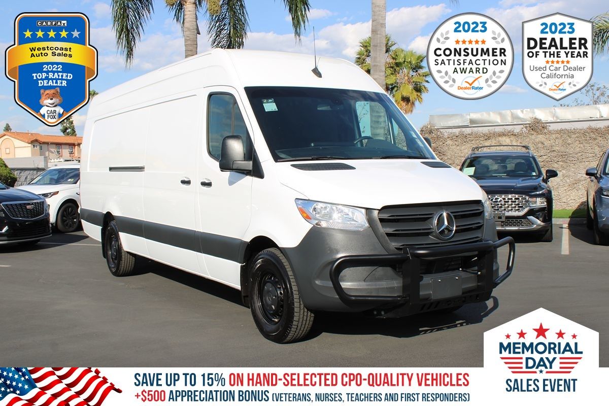 2024 Mercedes-Benz M2