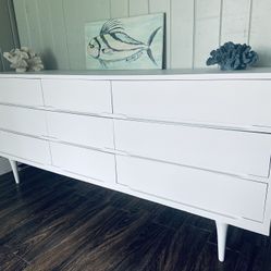 MCM Dresser / Buffet / Console 