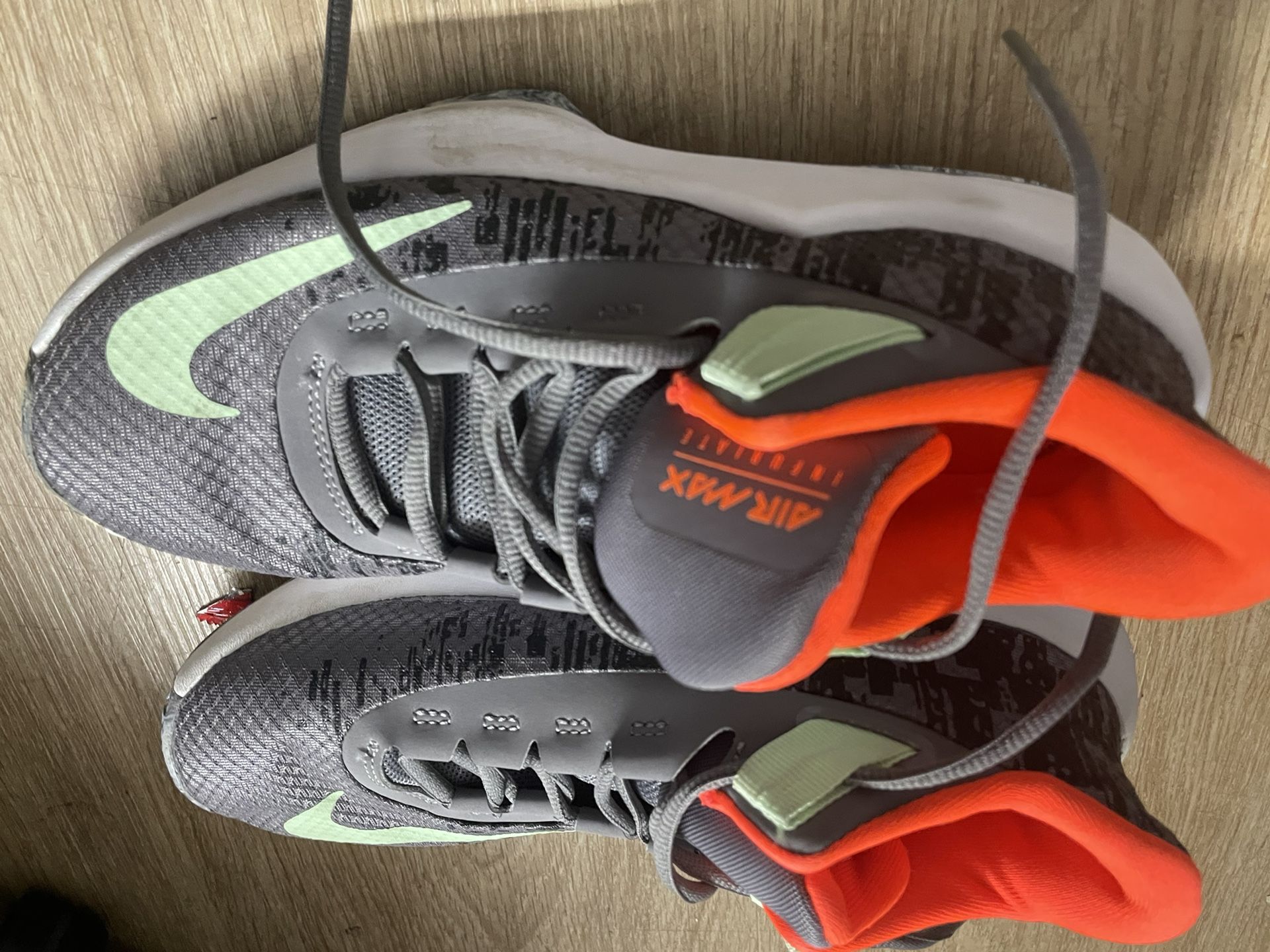 New Nike Shoes, Size 4