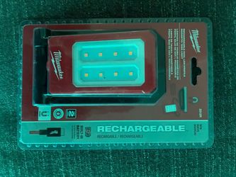 Milwaukee Rechargeable light