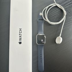 Apple Watch SE Gen 2 / AirPod Pros Bundle