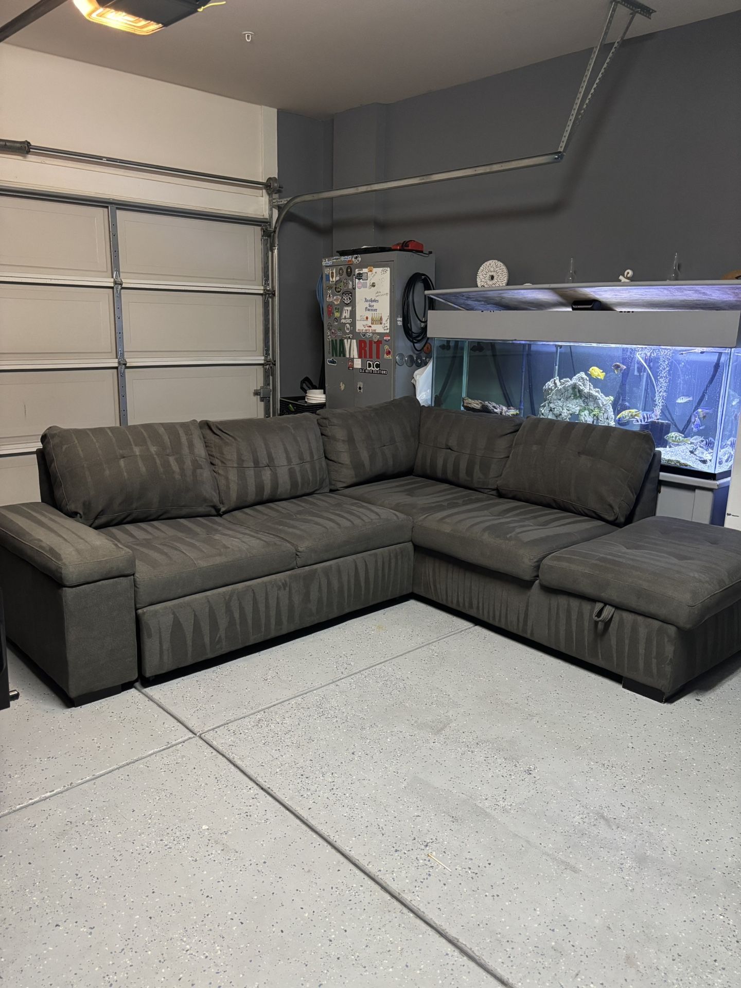 Sectional Couch With Storage 
