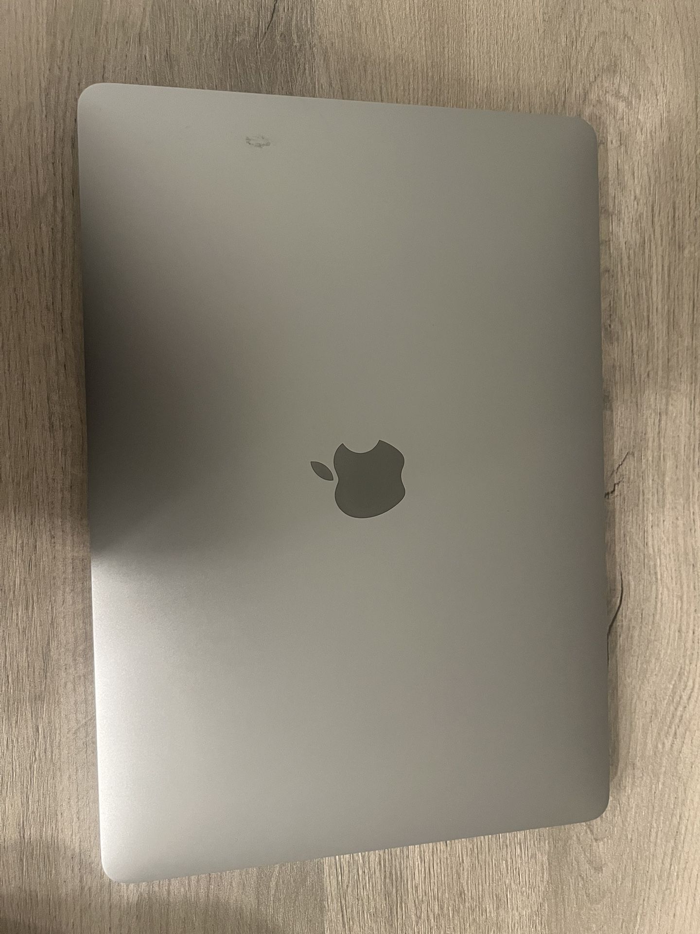 Macbook Pro 2019 8 GB RAM 13-inch