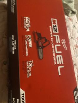 New Milwaukee Pole Saw Pruning Saw