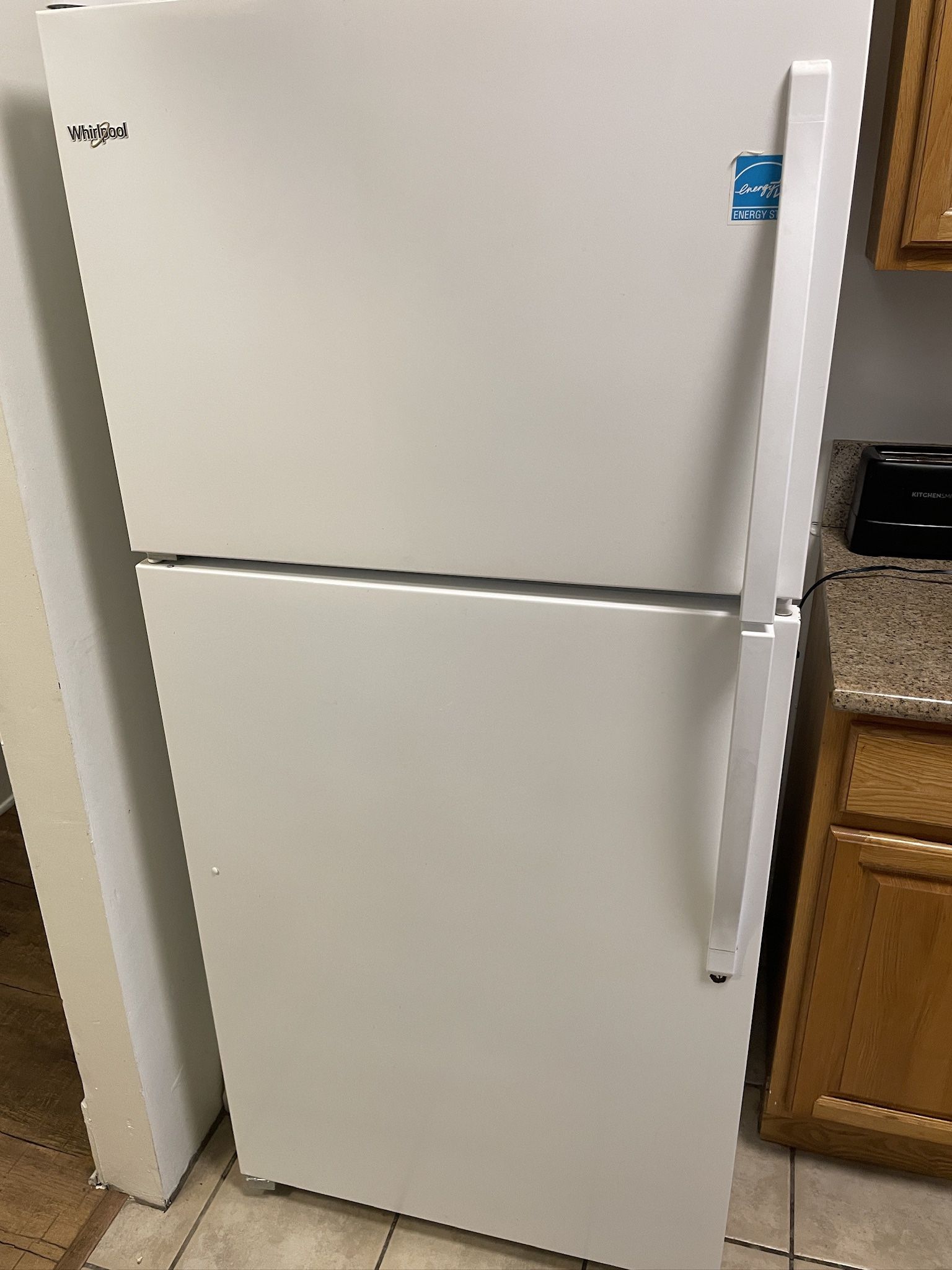 Whirlpool Refrigerator 18.2 cu. ft.