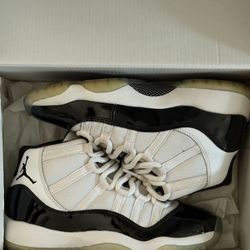 Jordan 11 Concord GS Size 5y