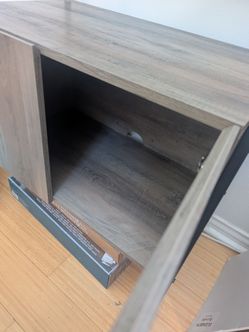 Bookshelves with cabinet