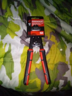 Bolt cutters