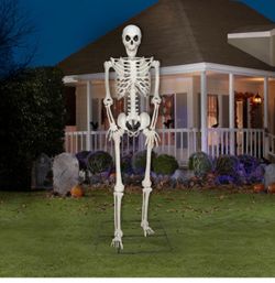 10ft posable Skeleton decoration