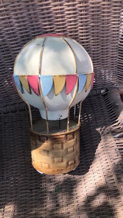Aroma hot air balloon decor