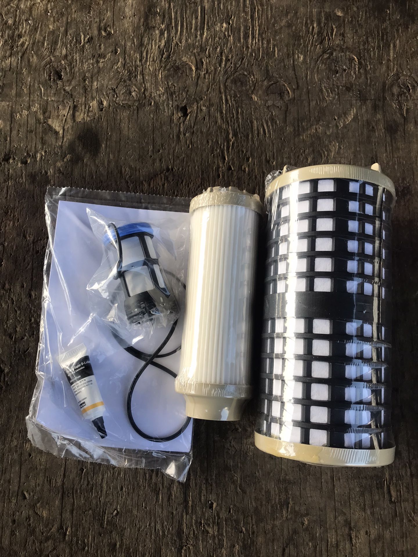 Detroit Diesel Fuel Filter Kit A0000905151 OEM