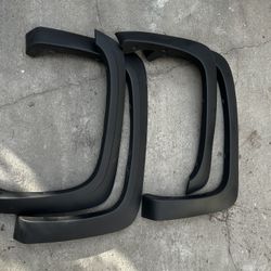 Chevy Silverado 1500/2500HD/3500HD Fender Flare 4pc Year 2007-2013