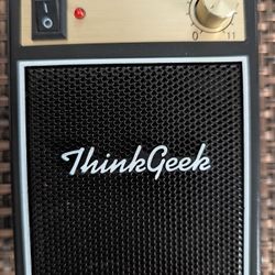 ThinkGeek Electronic Mini Music Sound Amplifier TGA811-01