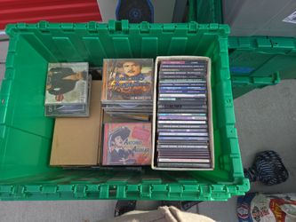 Selling Miscellaneous Cds By 10 Or 20 Packs