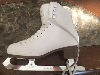 Jackson Ice Skates with Mark II blades size 6.5