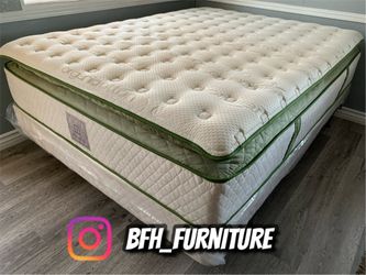 14in Queen Size Elite Organic Superior Hybrid Gel Memory Foam Pillow Top Mattress and Boxspring 