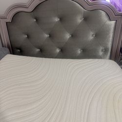 Full Twin Bedroom Set- Mattress Included 