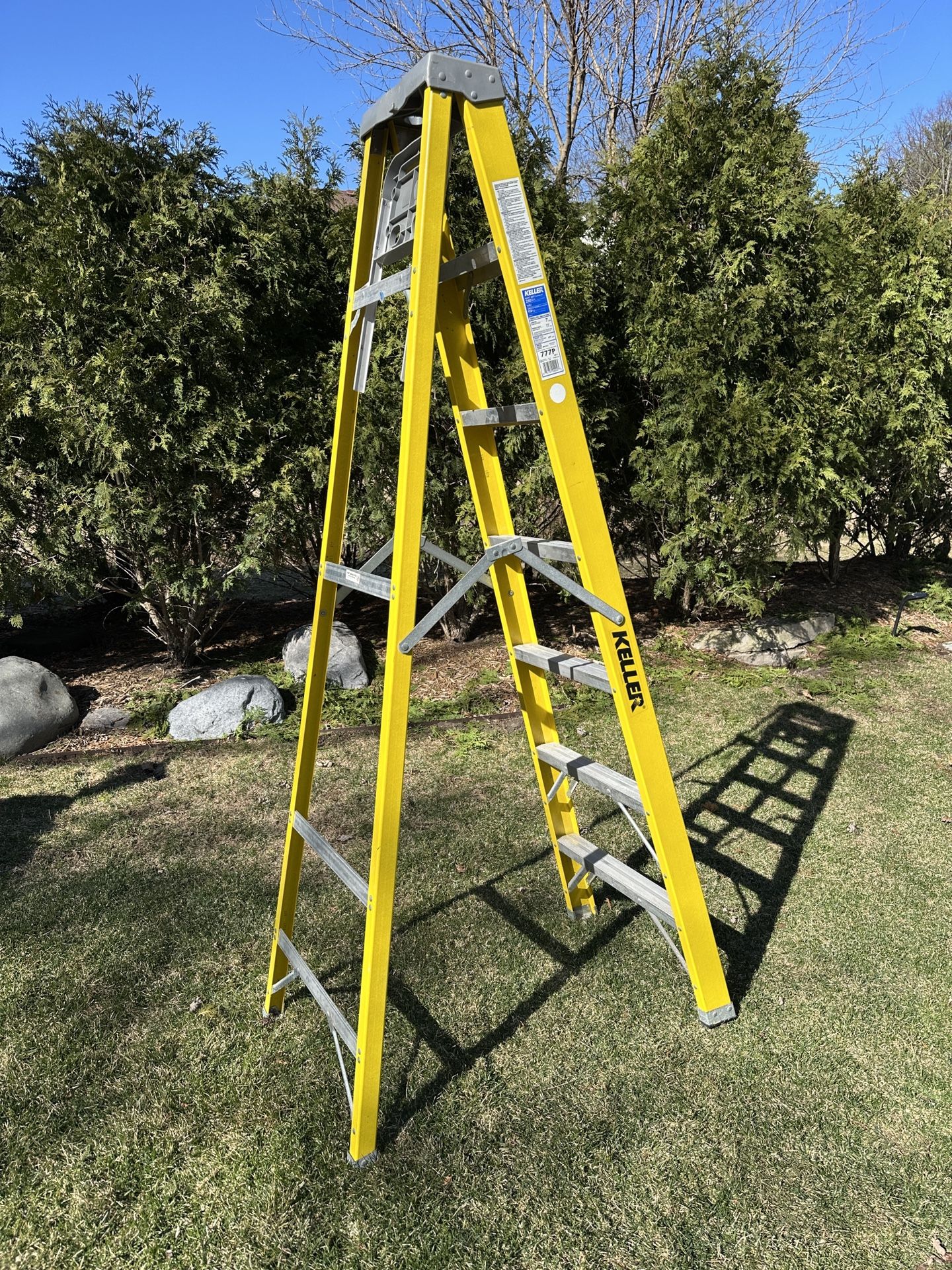 Keller 7 Ft. Fiberglass Step Ladder 777