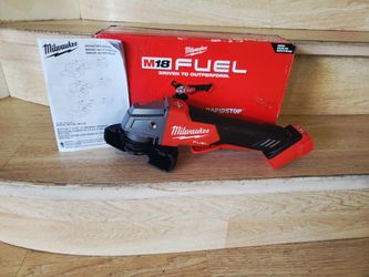 Milwaukee M18 FUEL 18V Lithium-Ion Brushless Cordless 4-1/2 in./5 in. Grinder with Variable Speed & Paddle Switch (Tool-Only-missinng grip hendle)