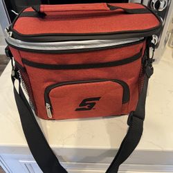 Snap On Lunchbox (Read).