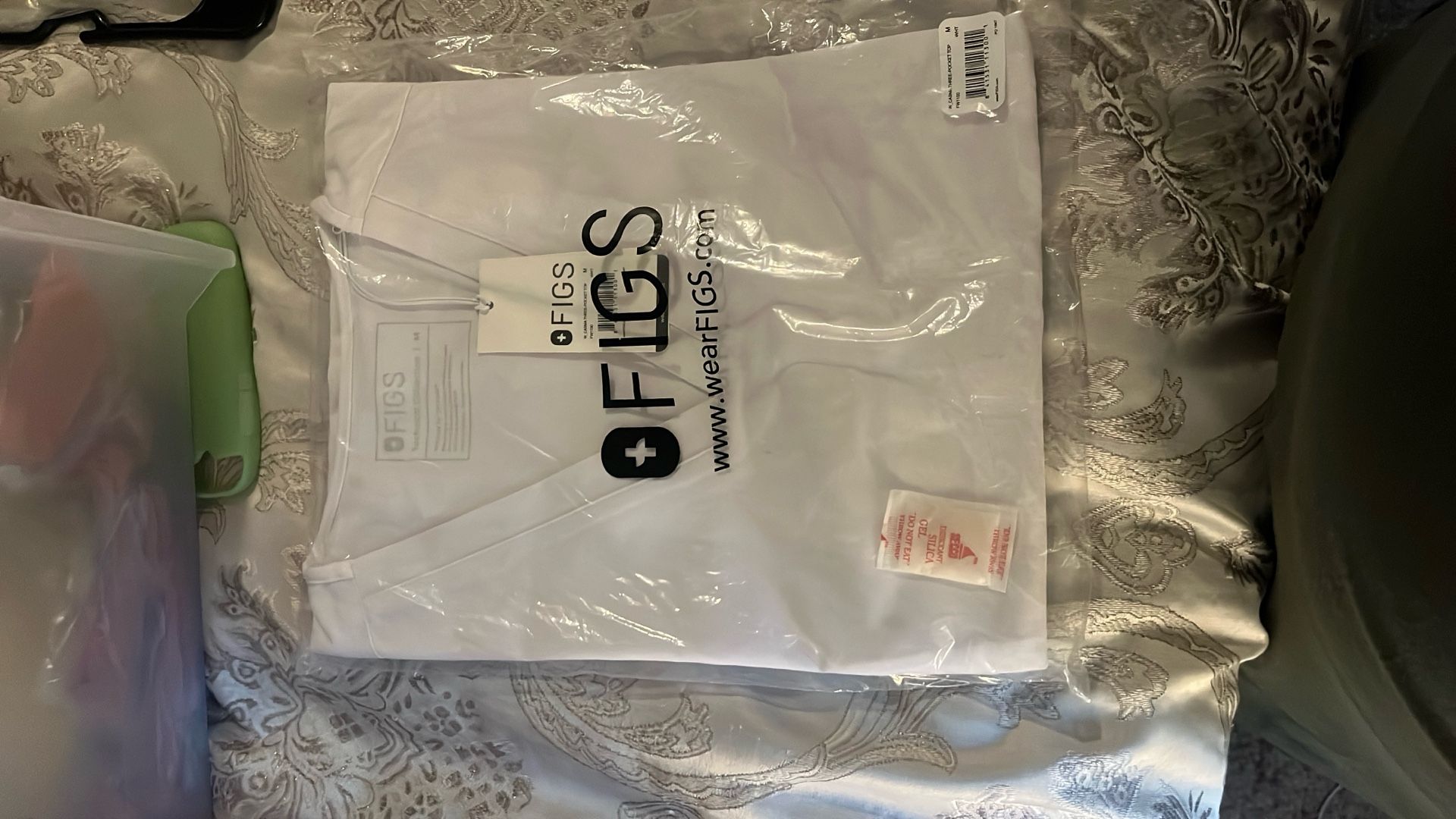 White Fig Scrub Uniform Set Top And Bottom