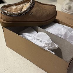 Ugg Slippers
