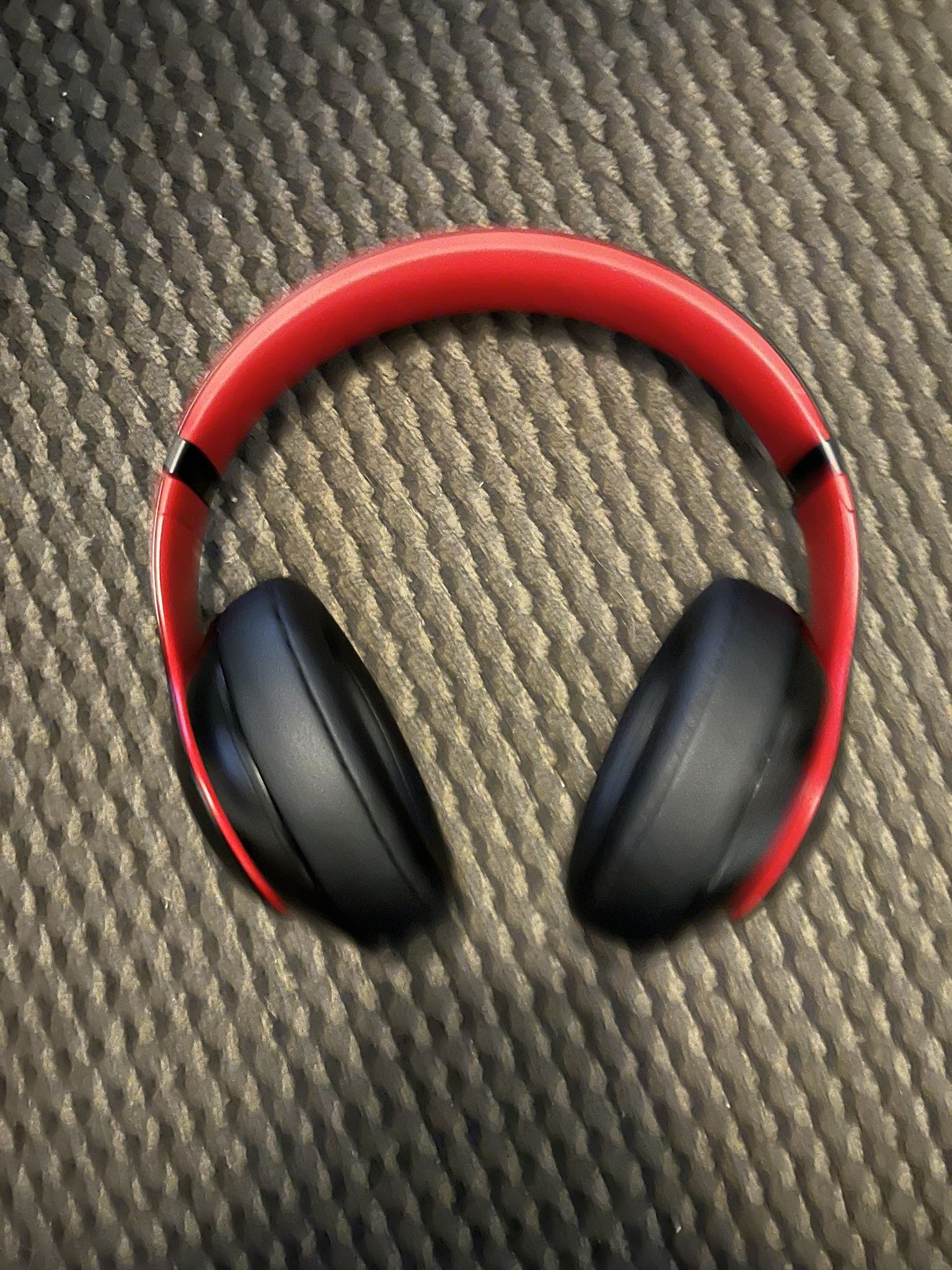 Beats Studio 10 Year Anniversary Edition