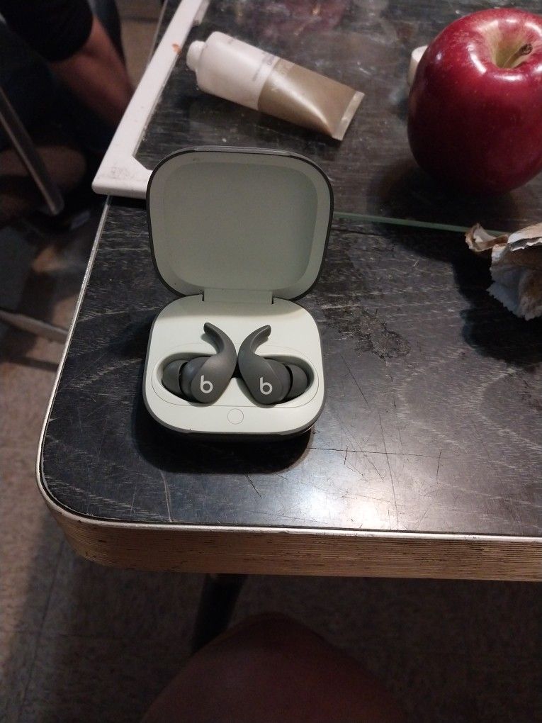Beats By Dre Ear Buds