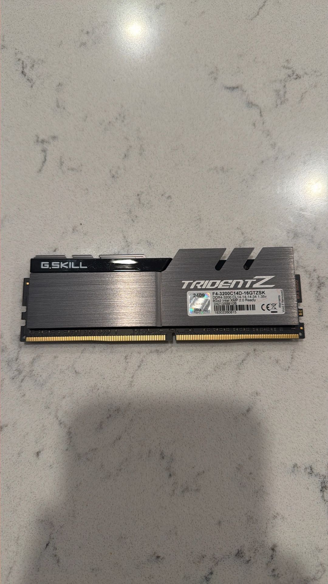 4×8GB DDR4-3200 Trident Z sticks (32GB total)