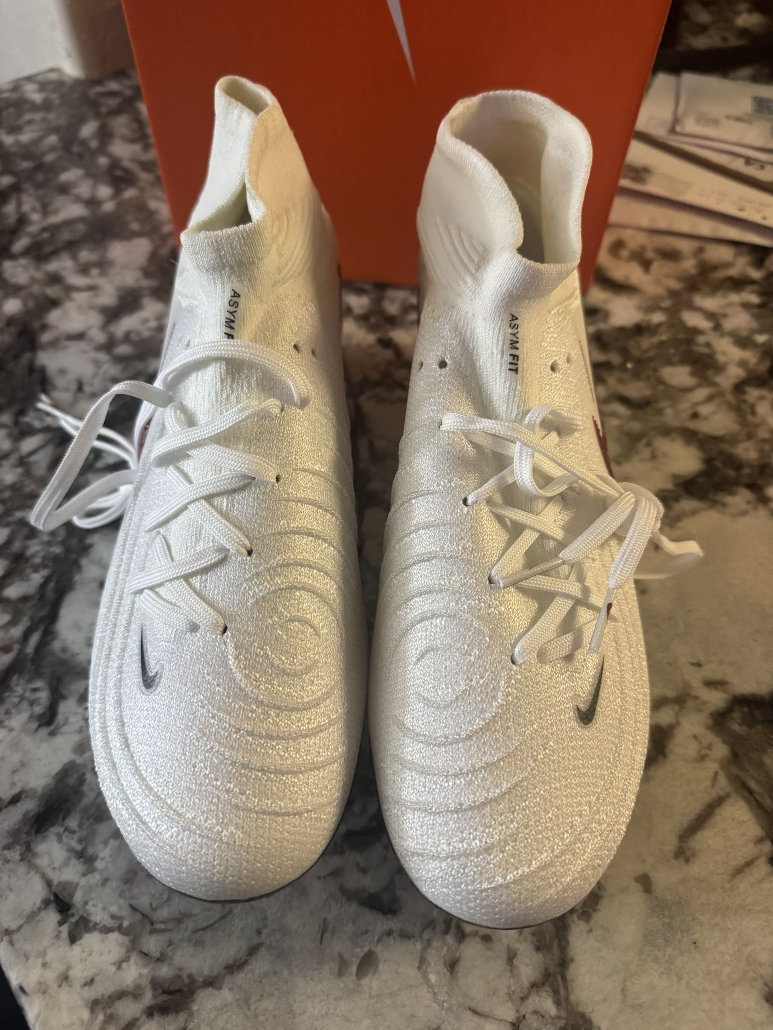 Nike Phantom Luna 2 LV8 Elite