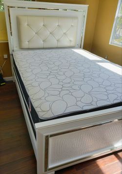 NEW QUEEN MATTRESS 👉 Check The Description