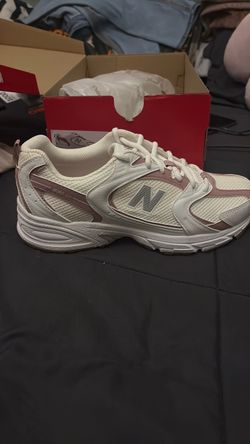 New balance woman’s 530 golf