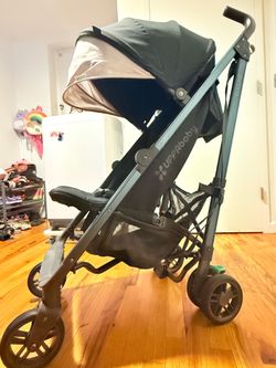 Baby carriage (UPPA BABY ) Brand